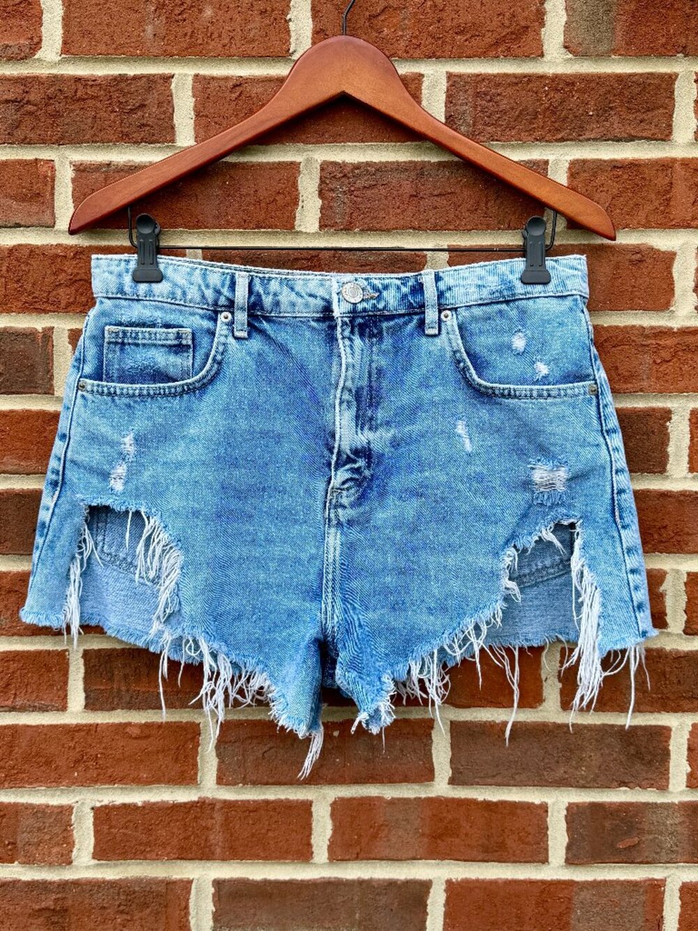 Forever 21 Cut Off Denim Jeans Shorts Distressed Festival Grunge Size 29